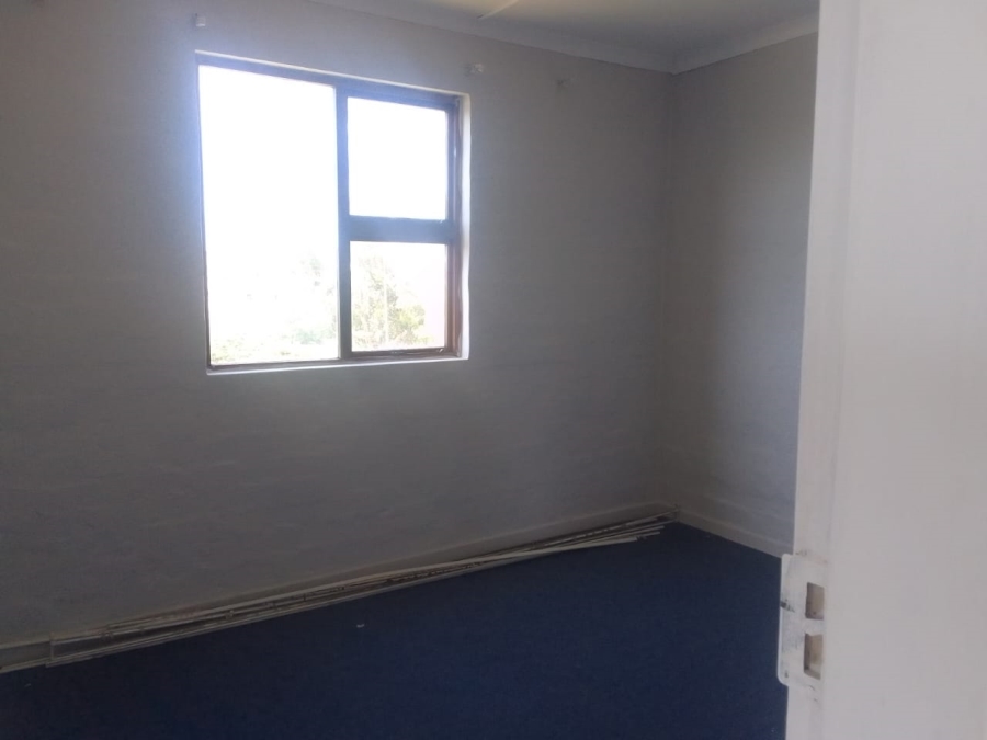 To Let 2 Bedroom Property for Rent in Amalinda Eastern Cape